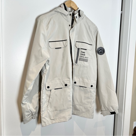 NWOT Khaki Hooded Cargo Windbreaker  “Find Your Own Way”  Men’s M  Gorpcore - Picture 4 of 16